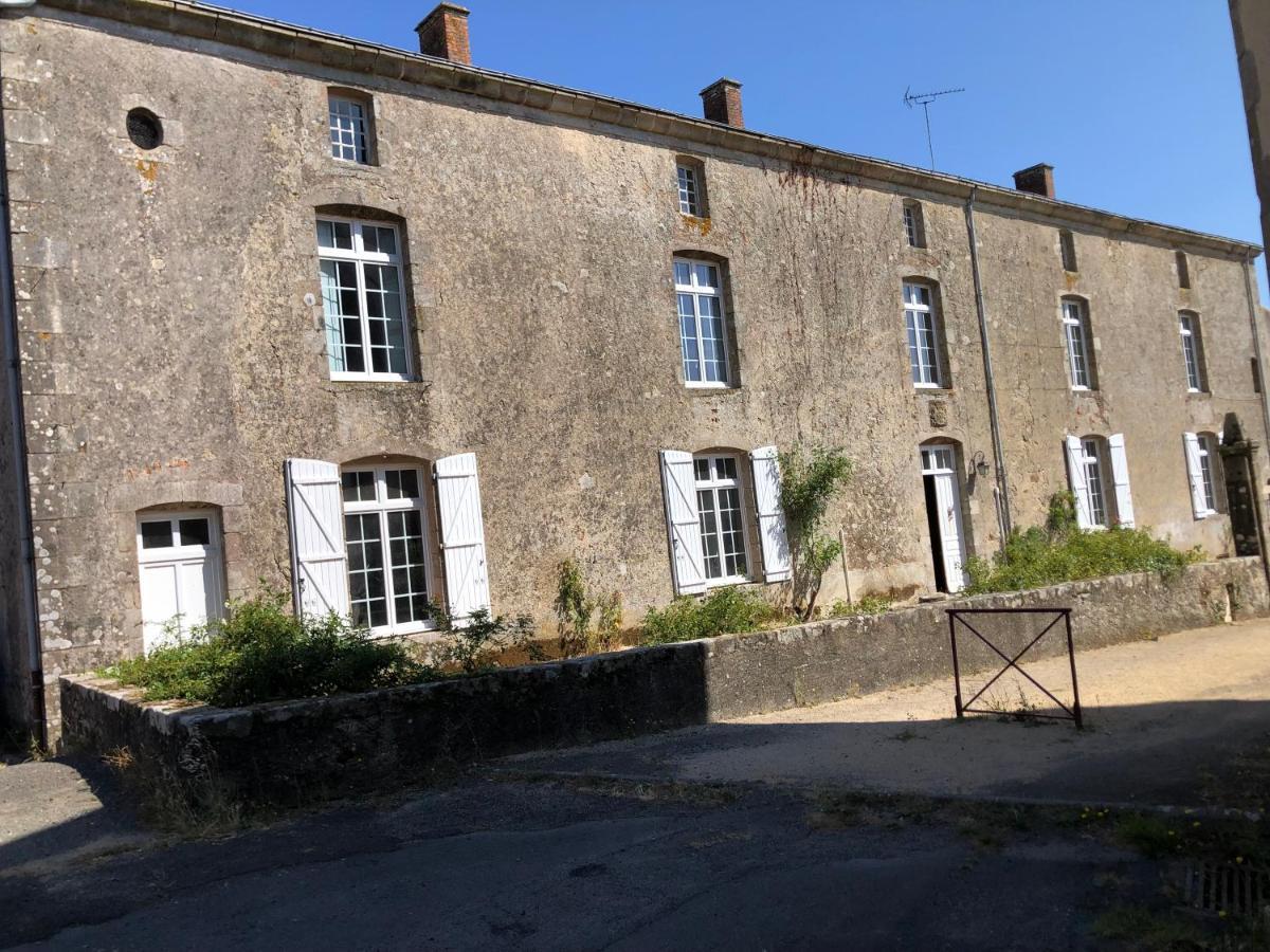 Gite Du Sacre-Coeur - Mauleon- Proche Puy Du Fou Saint-Aubin-de-Baubigne ภายนอก รูปภาพ